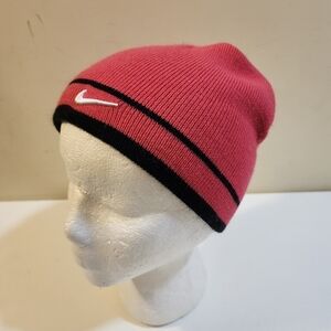 Nike Youth size  coral beanie 4-6x